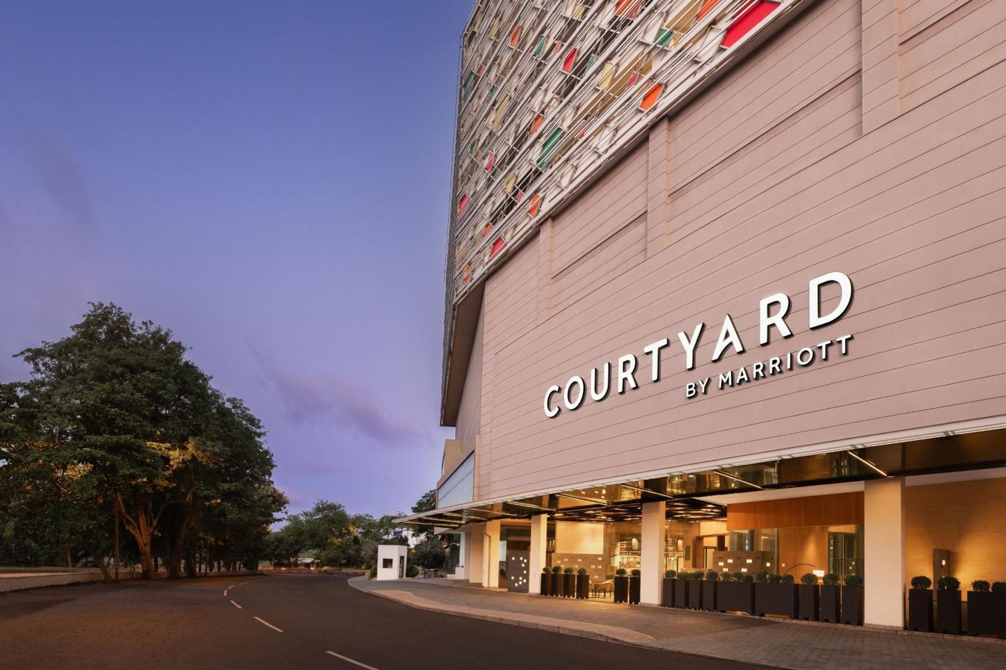 Courtyard By Marriott Colombo Hotel Kültér fotó